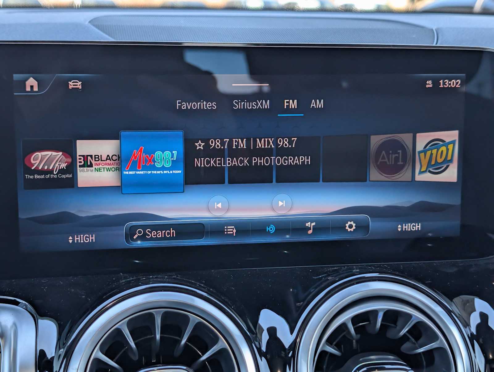 Thumbnail: 2026 Mercedes-Benz GLB - 13