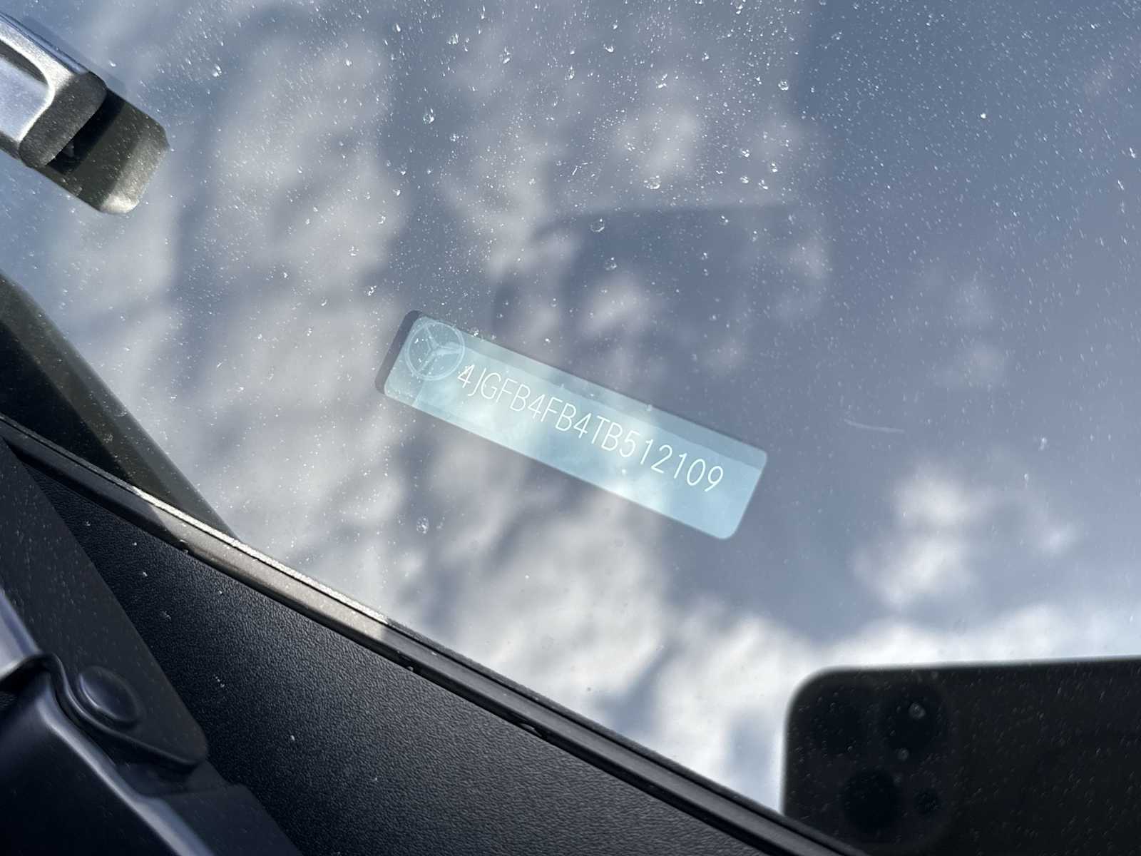 Thumbnail: 2026 Mercedes-Benz GLE - 28