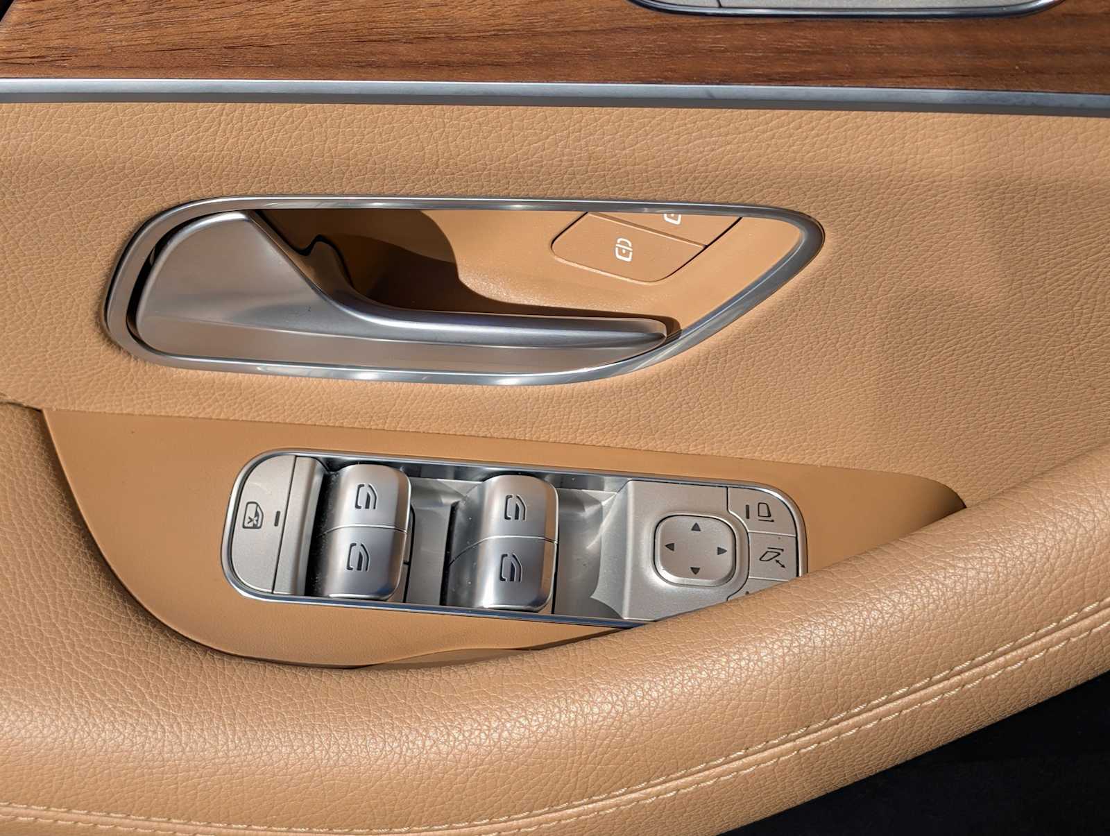 Thumbnail: 2024 Mercedes-Benz GLE - 22