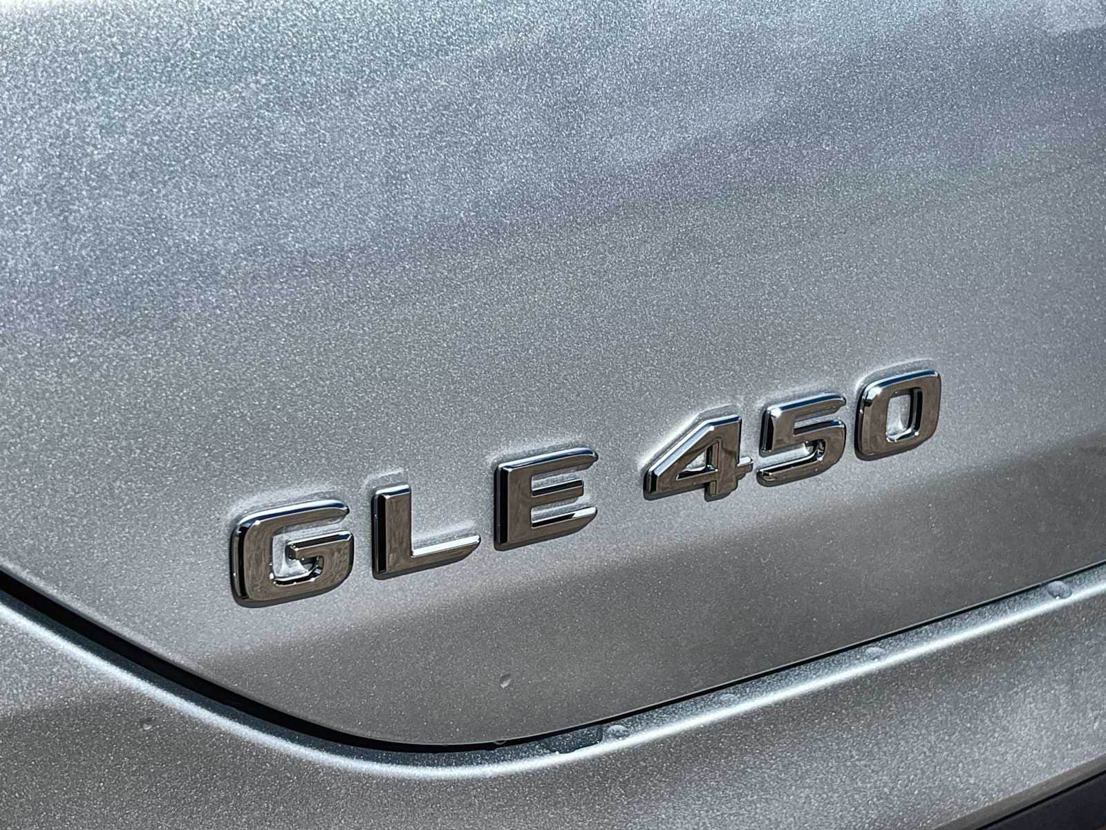 Thumbnail: 2026 Mercedes-Benz GLE - 15