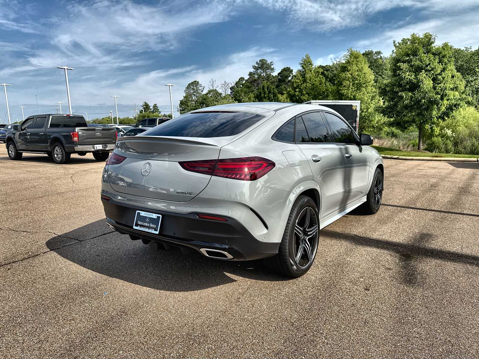 Thumbnail: 2026 Mercedes-Benz GLE - 8