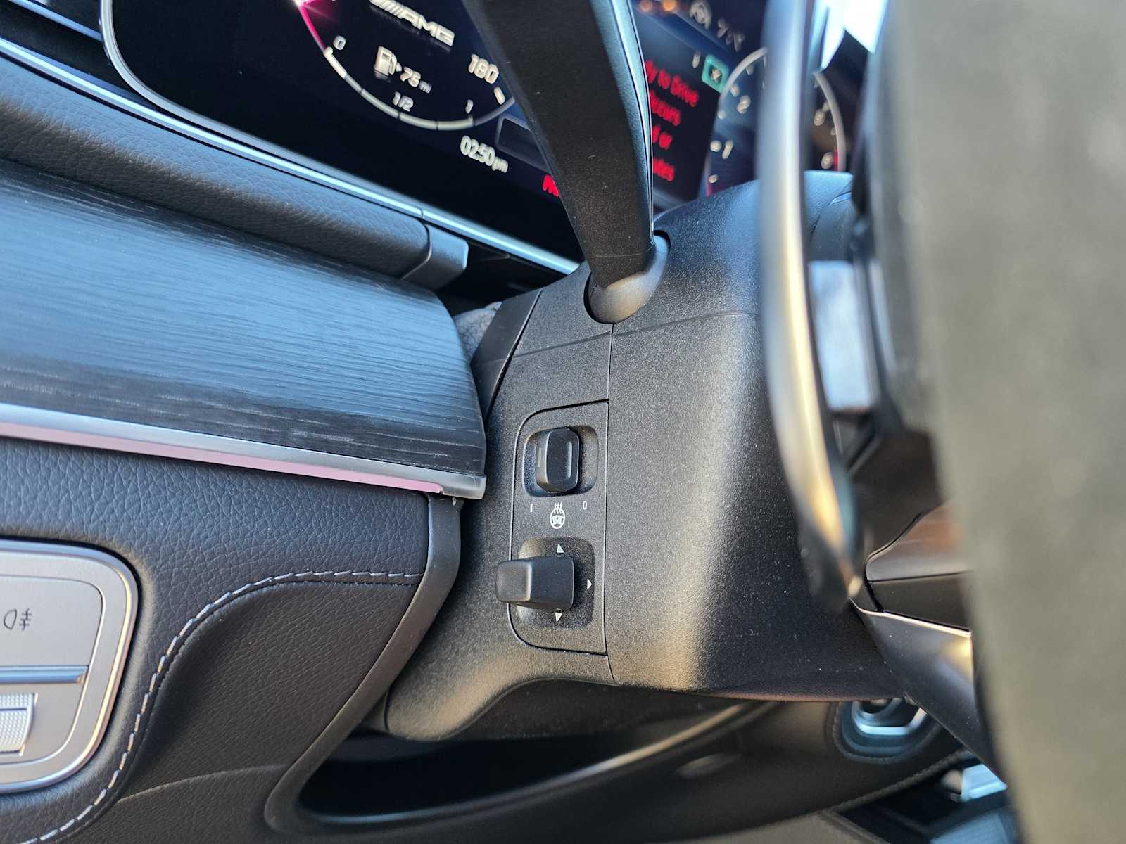 Thumbnail: 2026 Mercedes-Benz GLE - 20