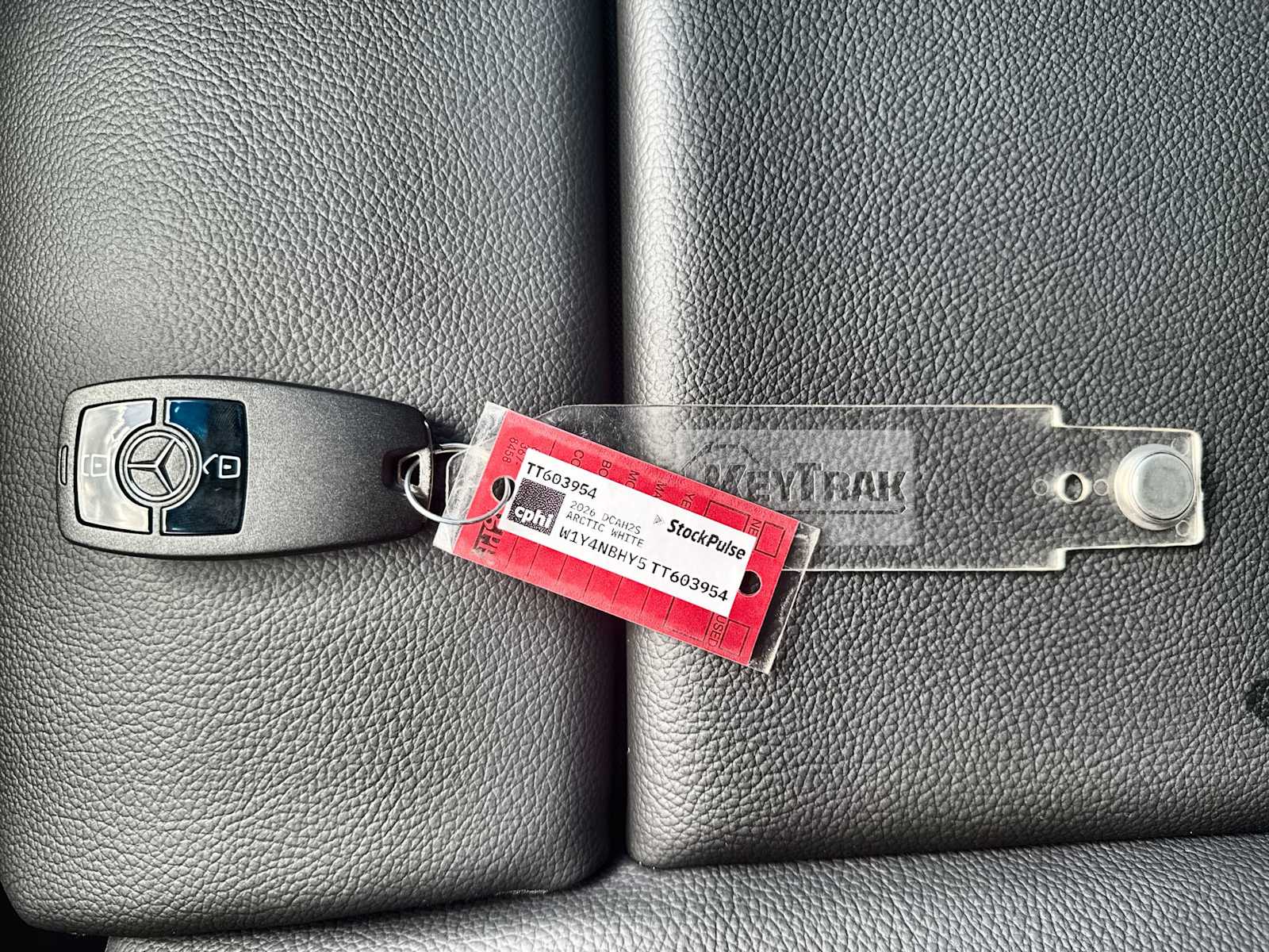 Thumbnail: 2026 Mercedes-Benz Sprinter - 26