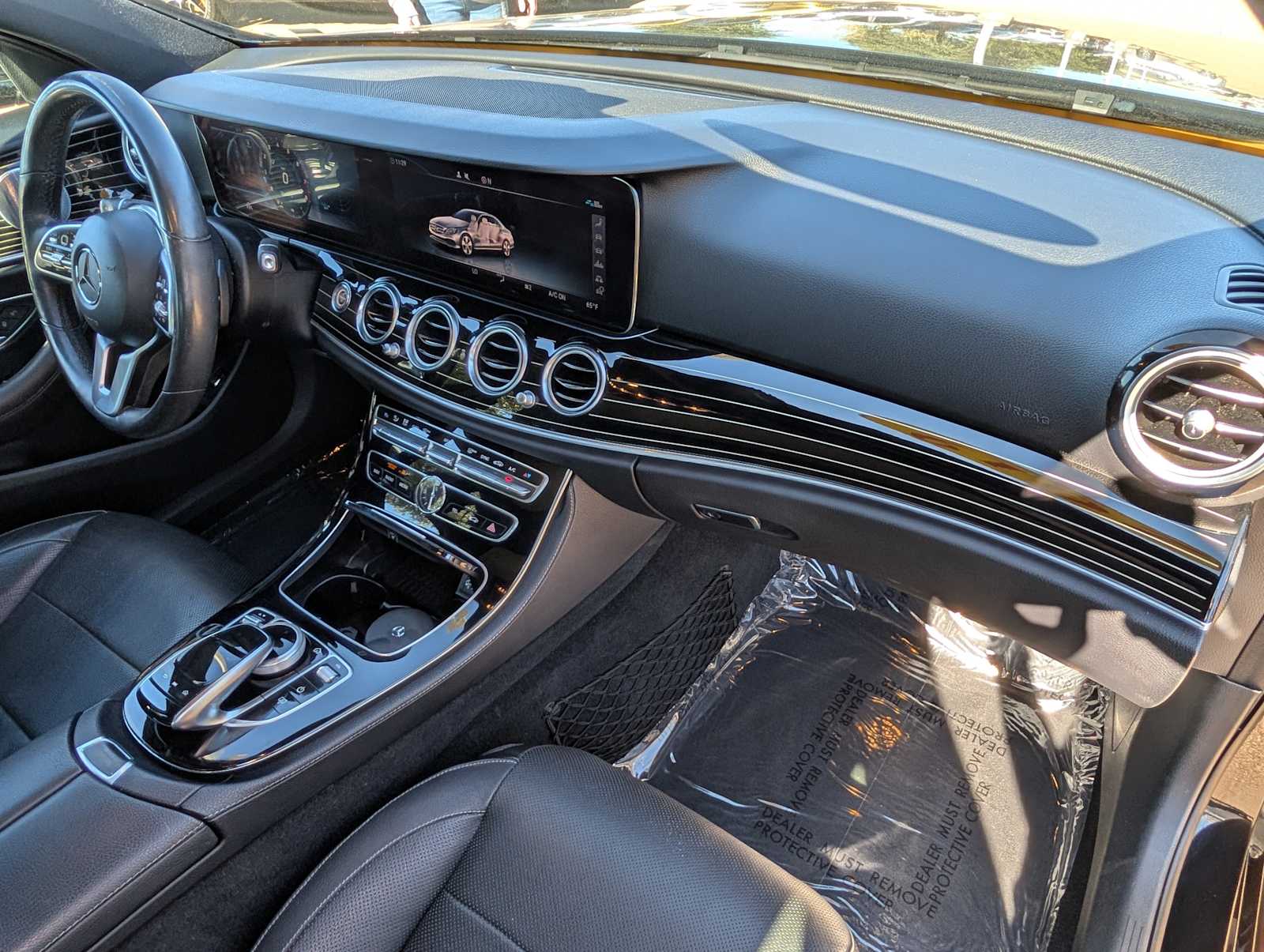 Thumbnail: 2019 Mercedes-Benz E-Class - 26