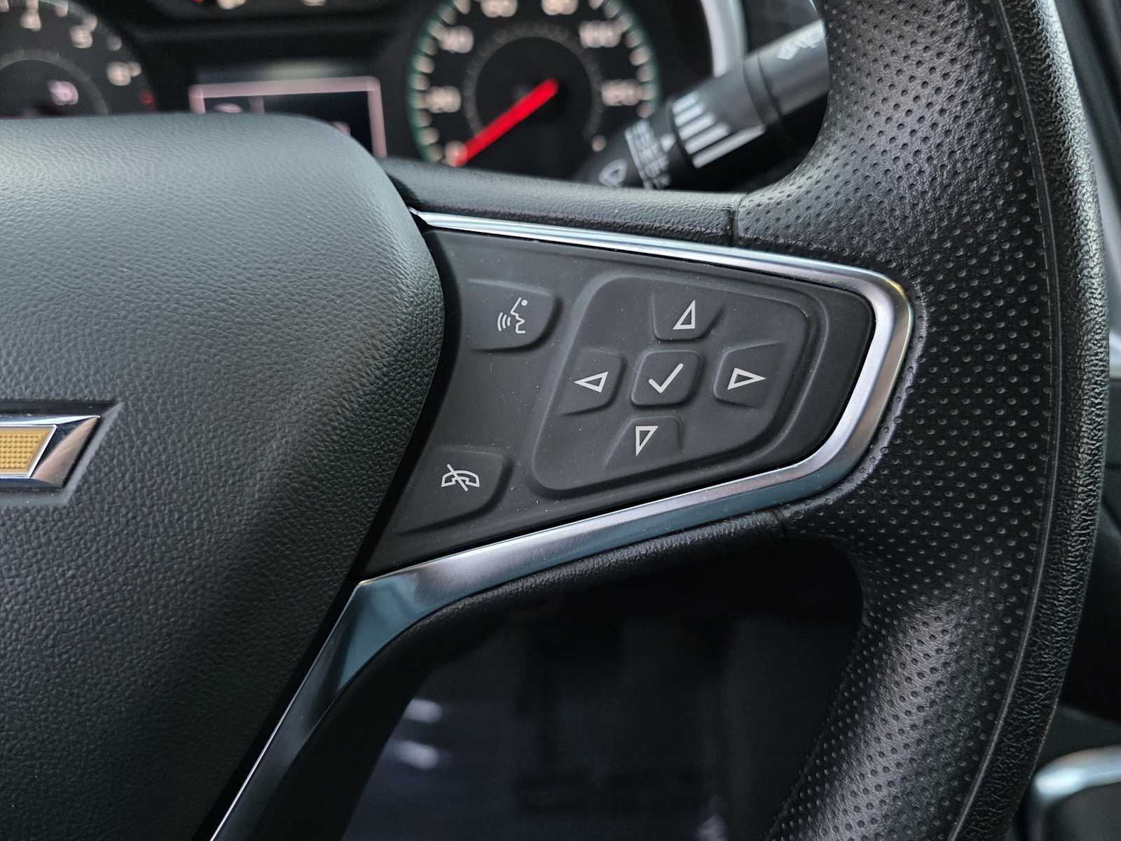 Thumbnail: 2024 Chevrolet Malibu - 25