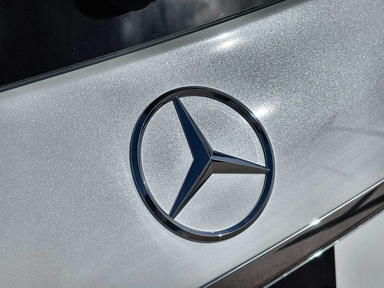 Thumbnail: 2026 Mercedes-Benz GLE - 16