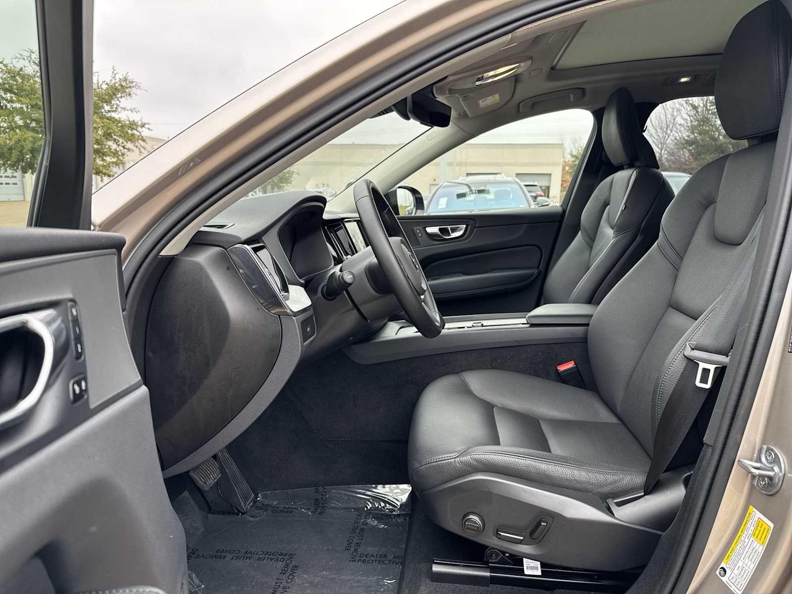 Thumbnail: 2025 Volvo XC60 - 2