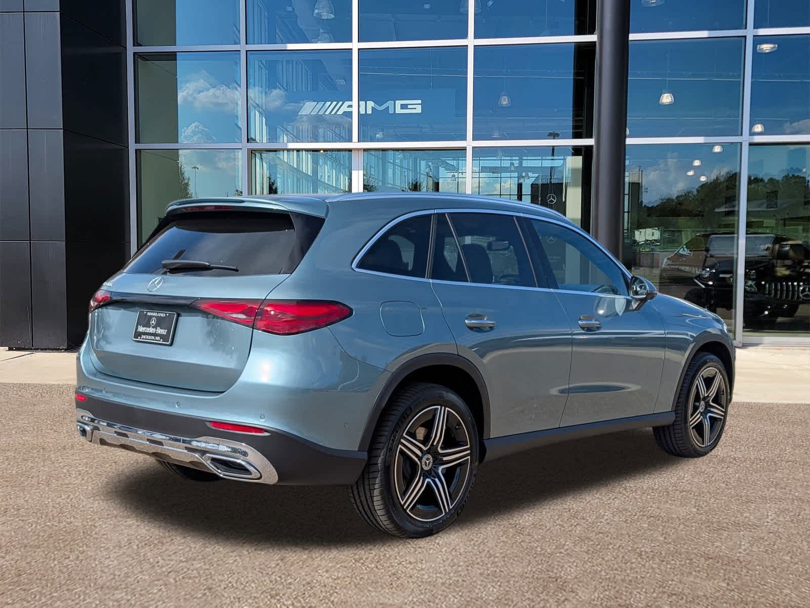 Thumbnail: 2026 Mercedes-Benz GLC - 4