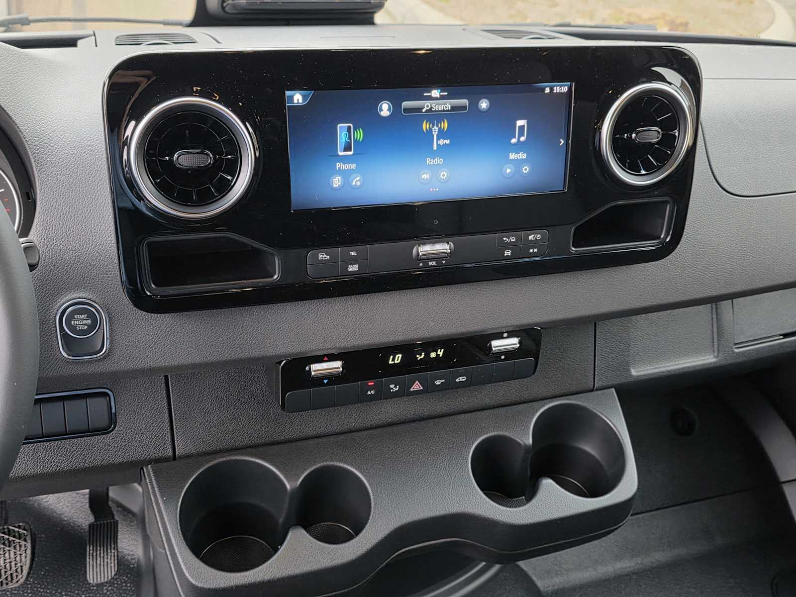 Thumbnail: 2026 Mercedes-Benz Sprinter - 11