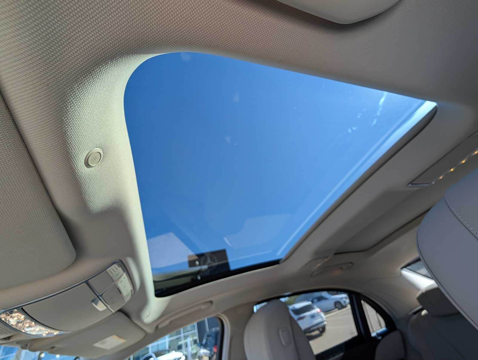 Thumbnail: 2020 Mercedes-Benz S-Class - 24