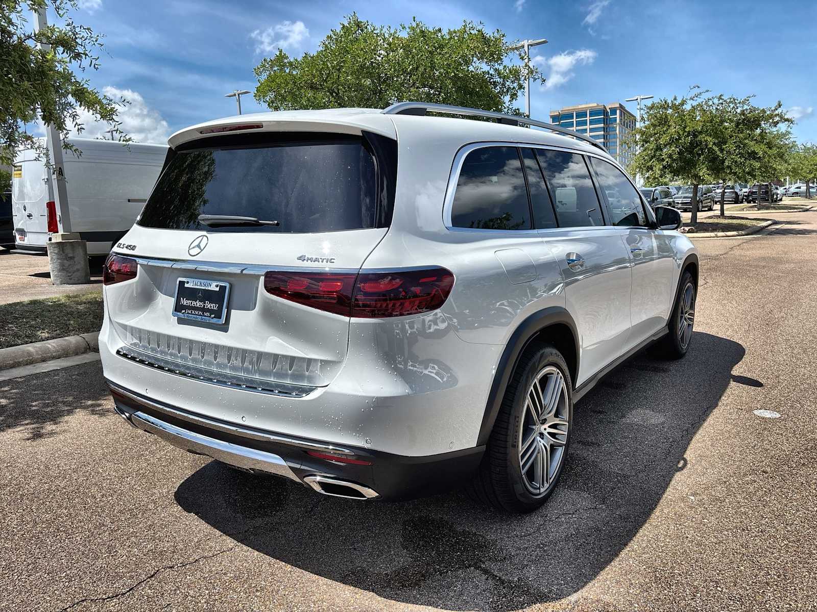 Thumbnail: 2026 Mercedes-Benz GLS - 8