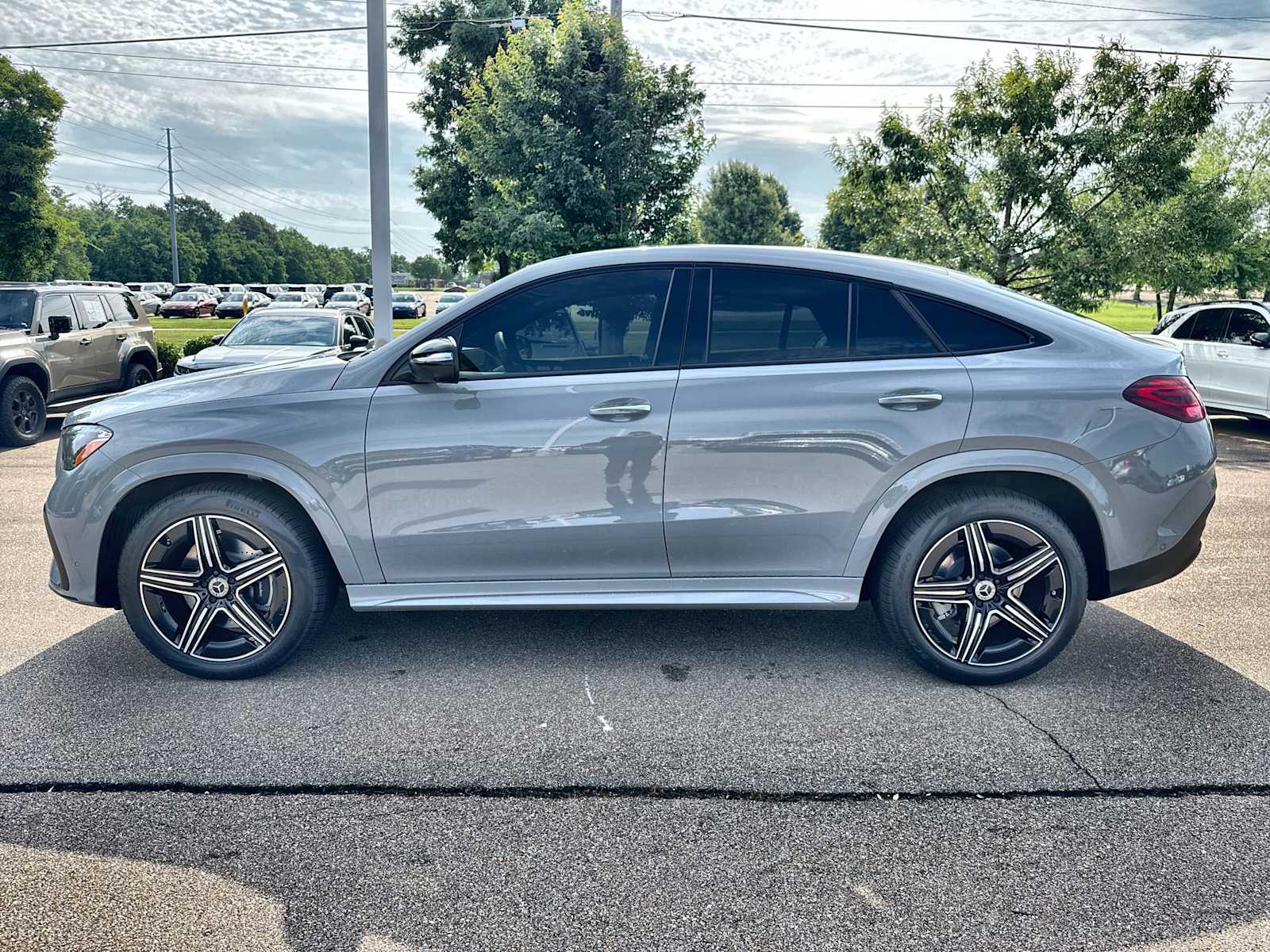 Thumbnail: 2026 Mercedes-Benz GLE - 5