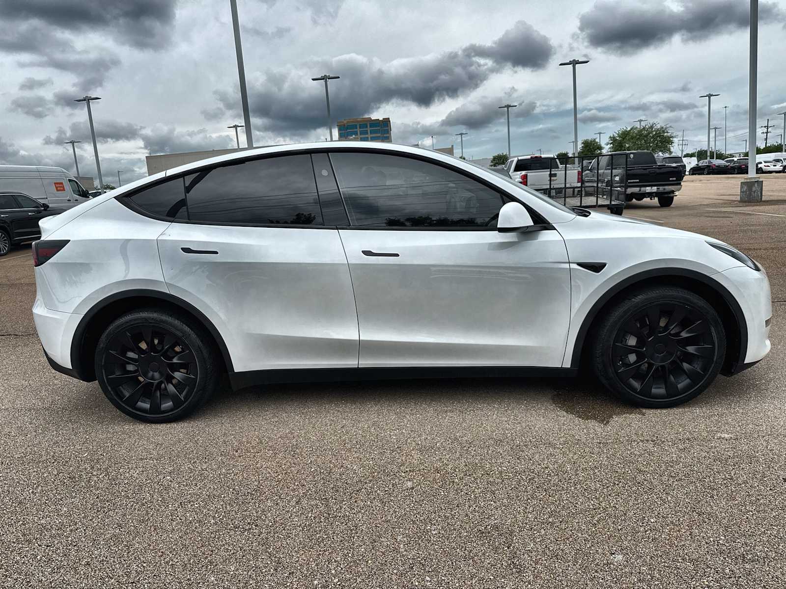 Thumbnail: 2024 Tesla Model Y - 10