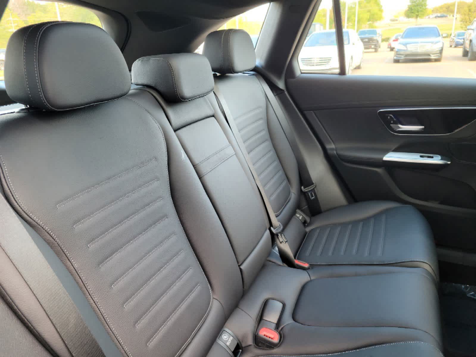 2025 Mercedes-Benz GLC 43 AMG 22