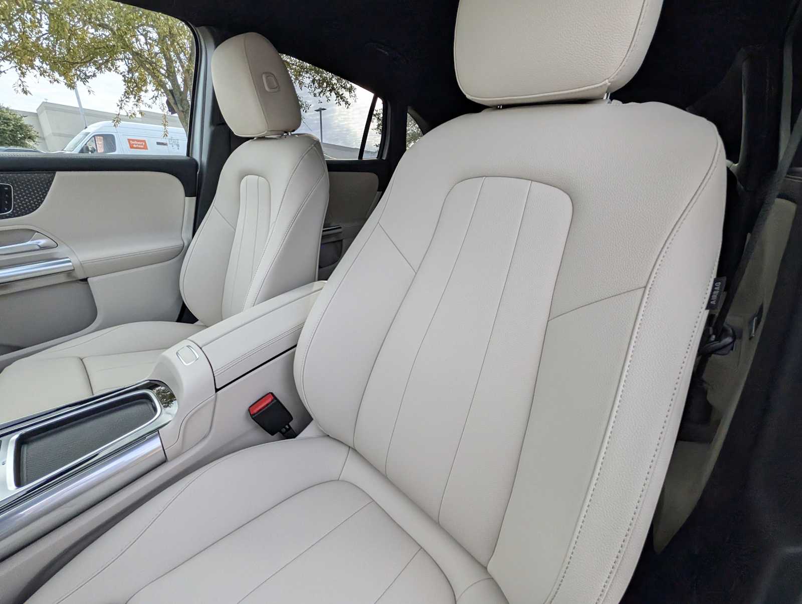 Thumbnail: 2026 Mercedes-Benz GLA - 20