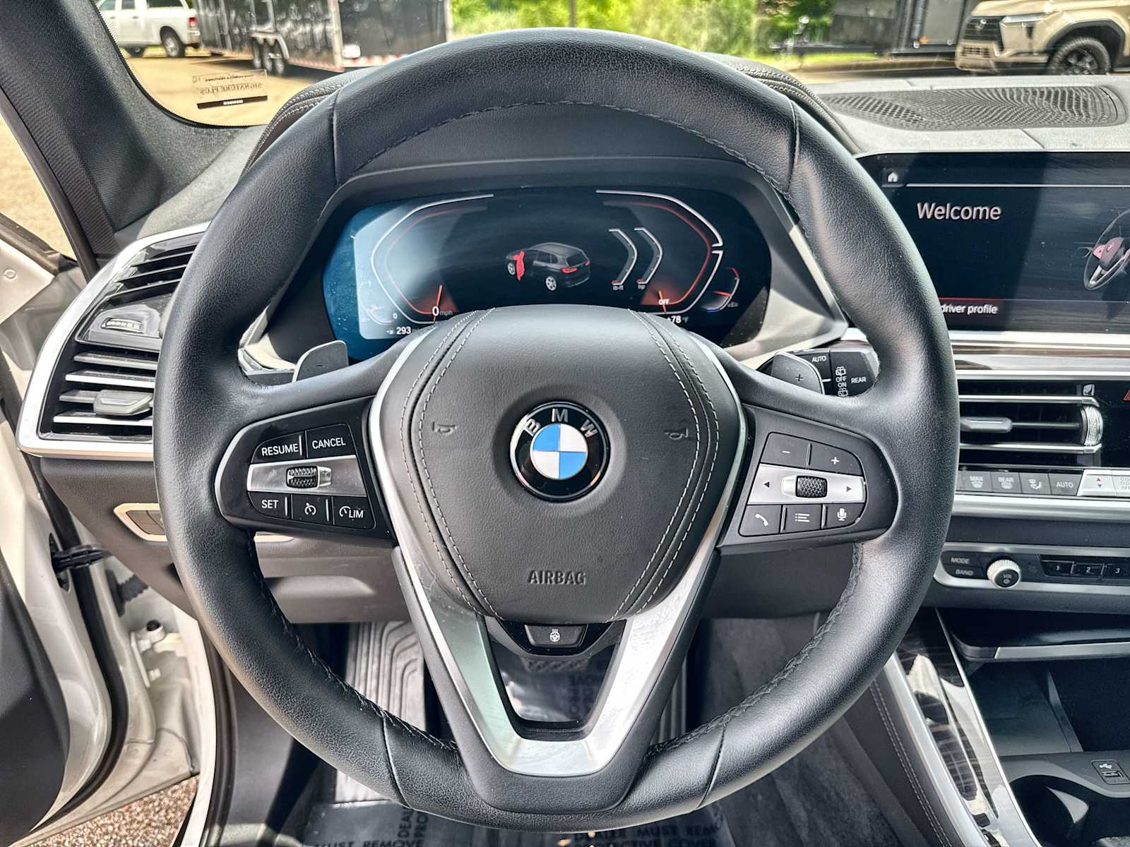 Thumbnail: 2023 BMW X5 - 21