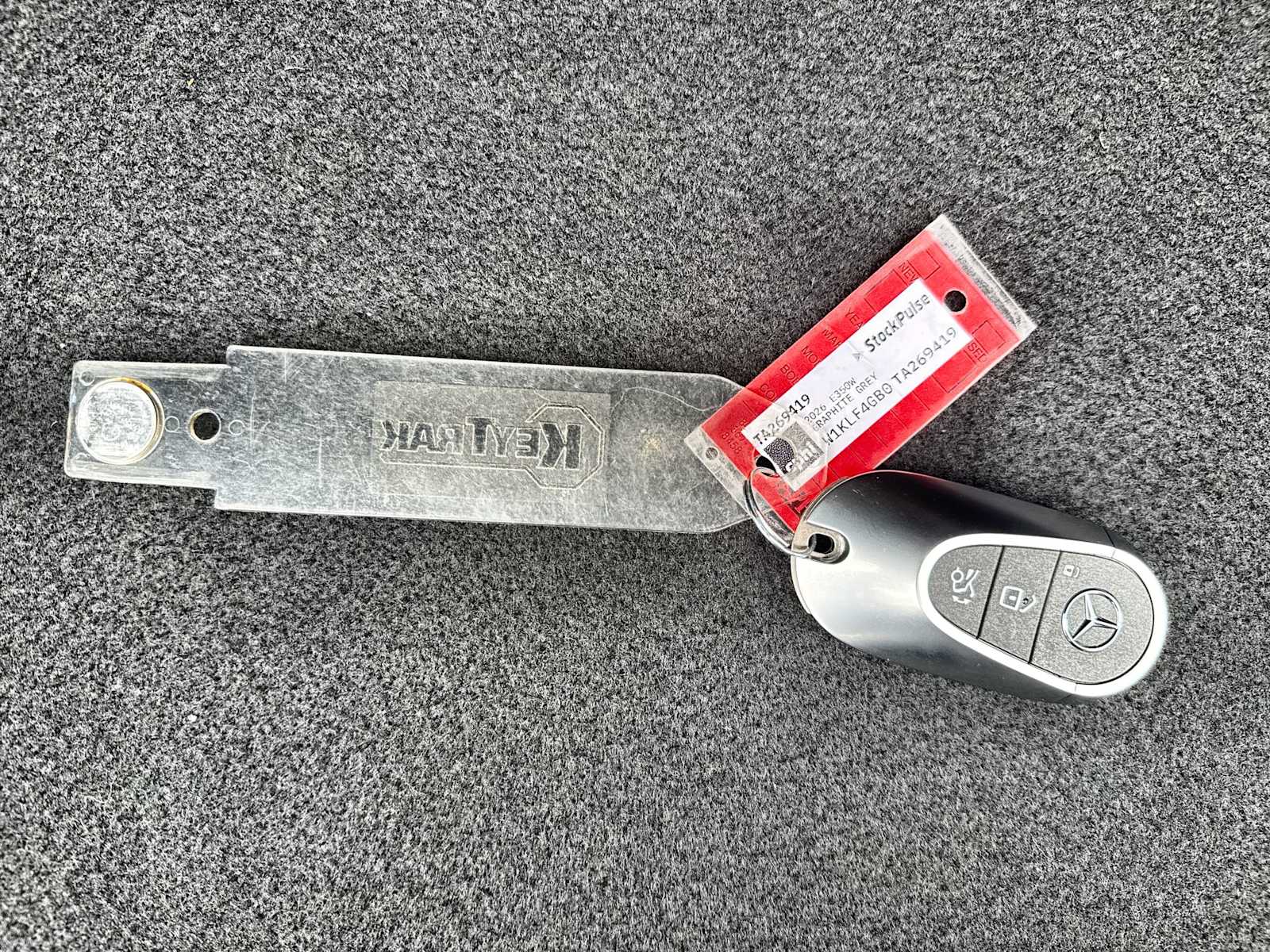 Thumbnail: 2026 Mercedes-Benz E-Class - 26