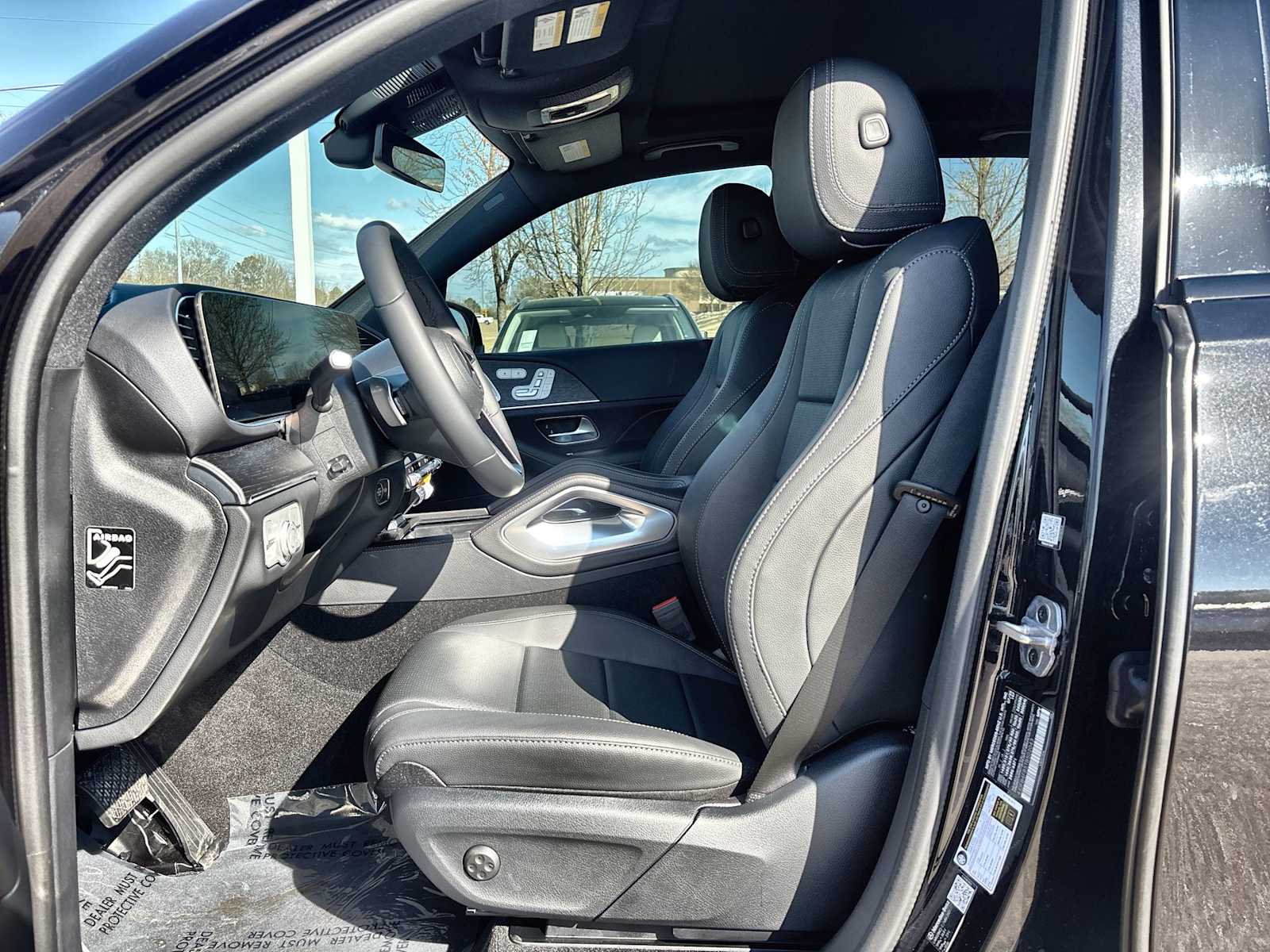 Thumbnail: 2026 Mercedes-Benz GLE - 3