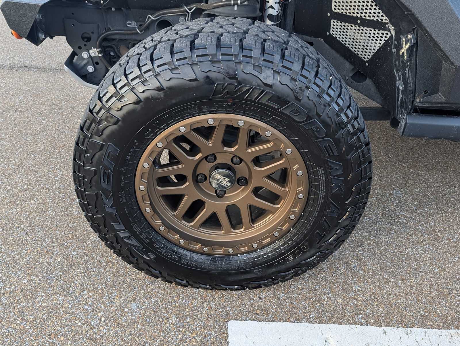 Thumbnail: 2021 Jeep Gladiator - 5