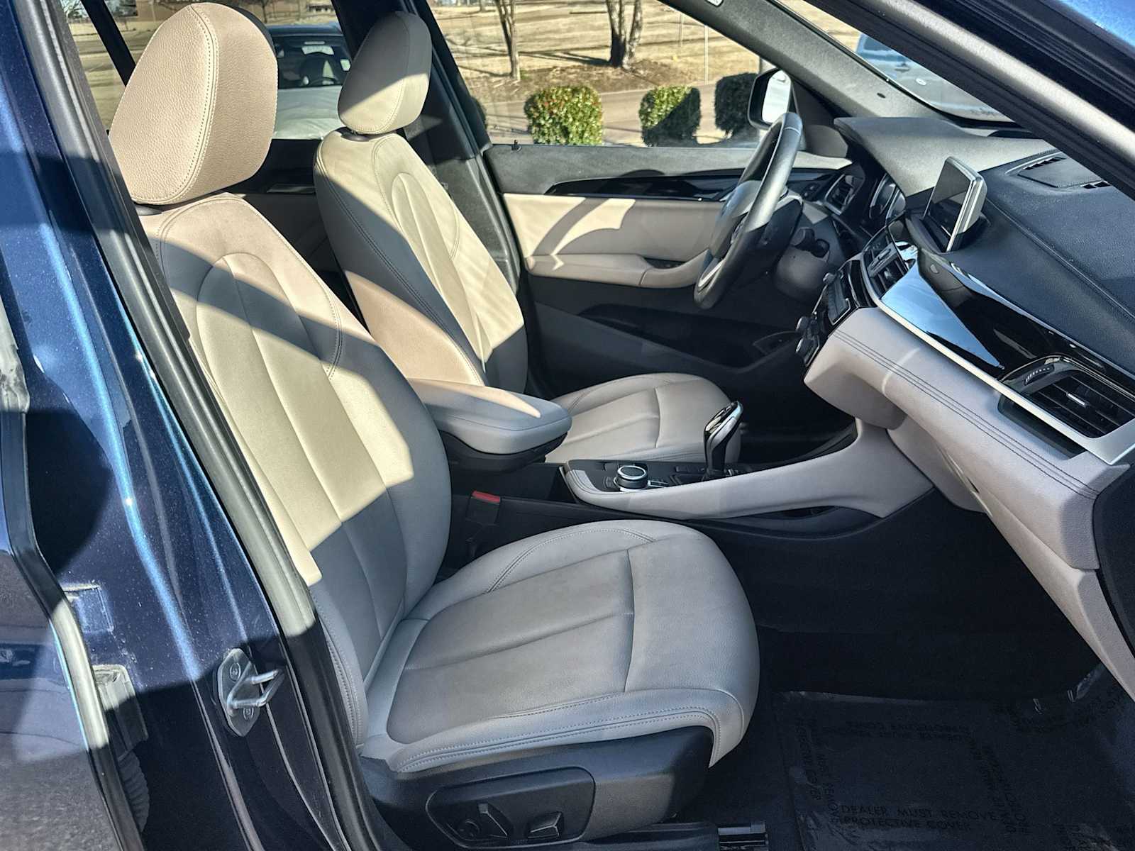 Thumbnail: 2021 BMW X1 - 9