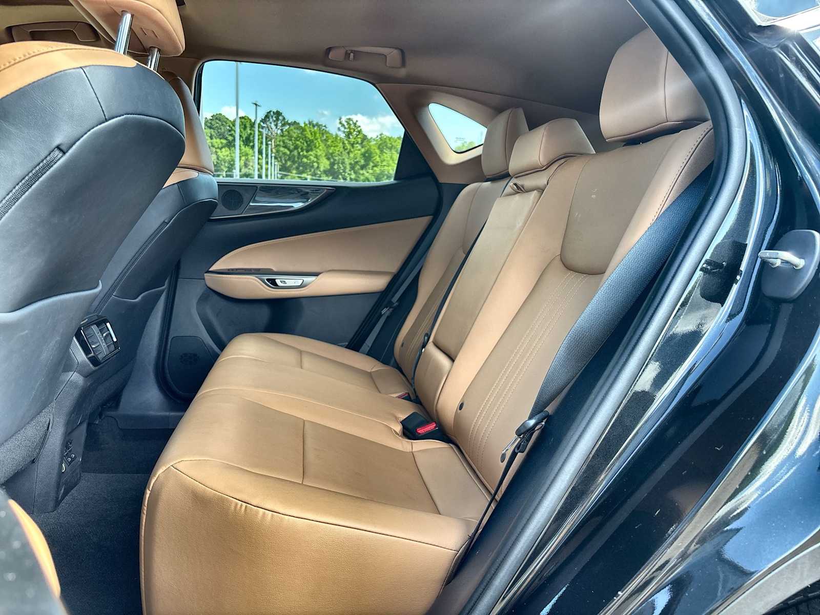 Thumbnail: 2024 Lexus ES - 3