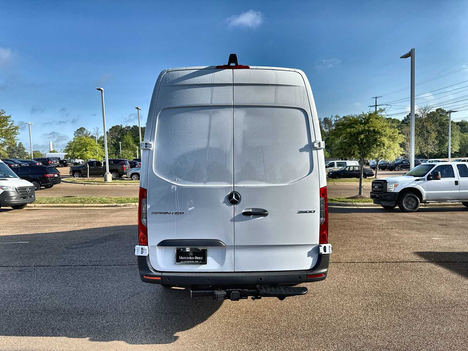 Thumbnail: 2026 Mercedes-Benz Sprinter - 6