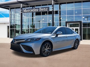 2023 Toyota Camry SE Sedan