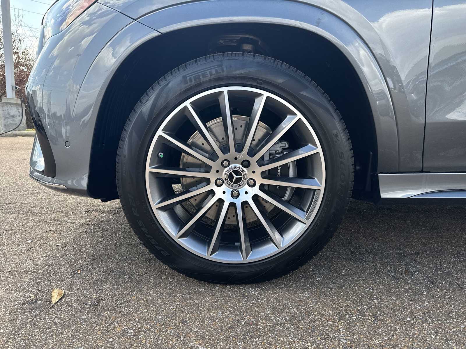 Thumbnail: 2026 Mercedes-Benz GLE - 12