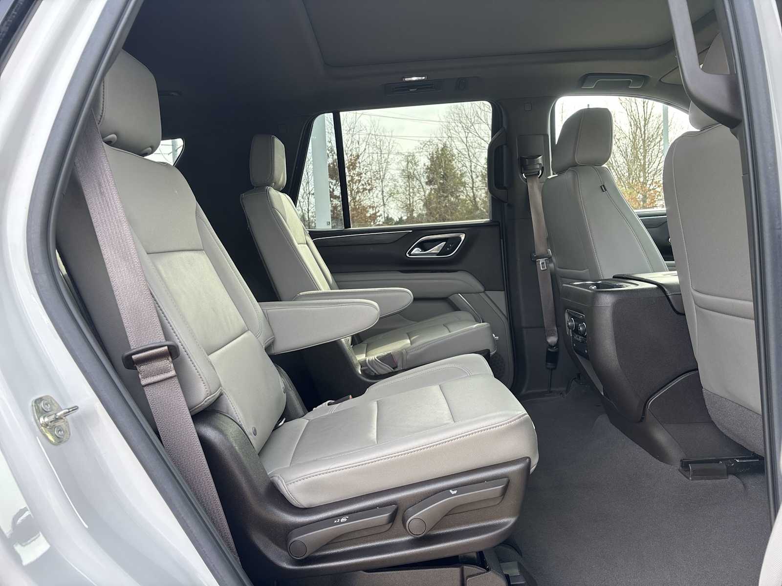 Thumbnail: 2022 Chevrolet Tahoe - 19