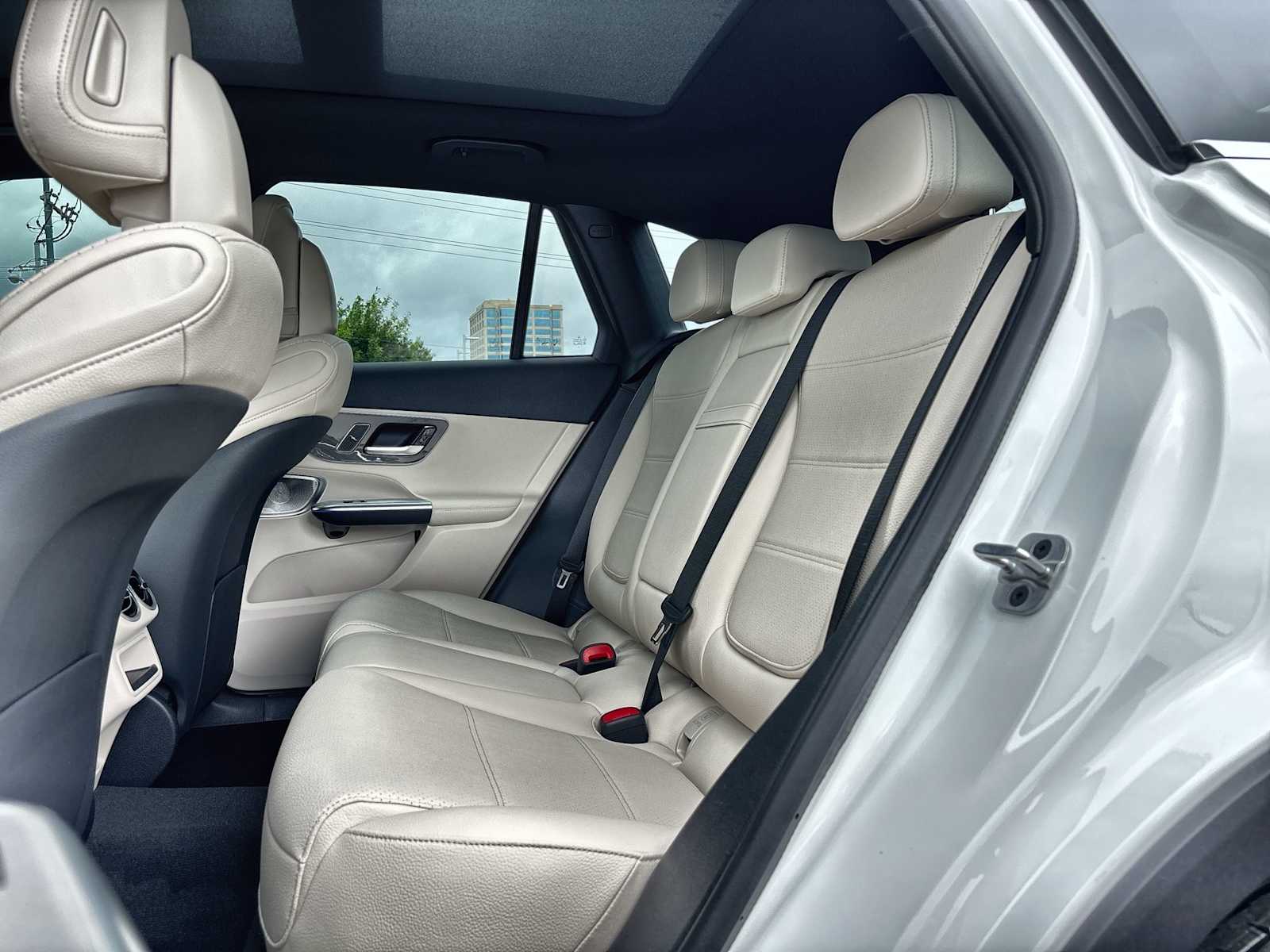 Thumbnail: 2026 Mercedes-Benz GLC - 4
