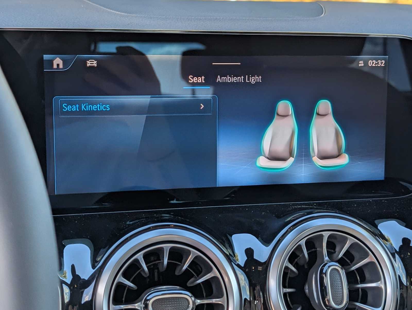 Thumbnail: 2026 Mercedes-Benz GLA - 15