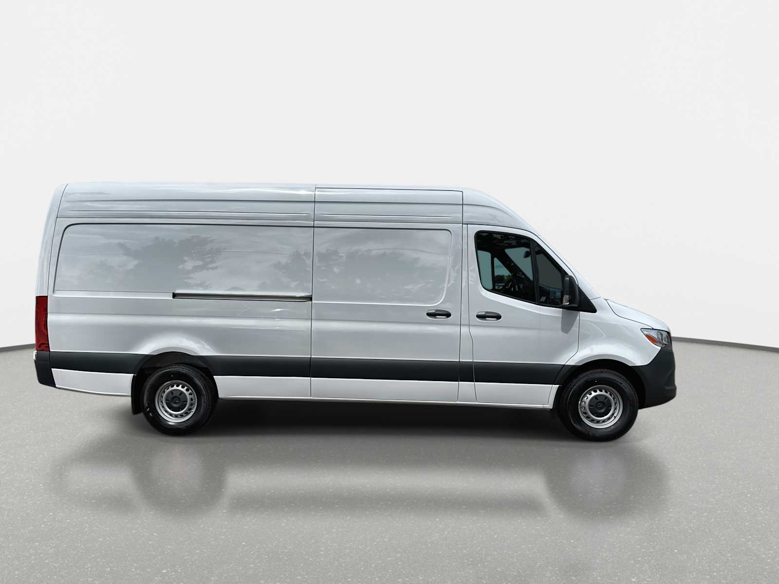 Thumbnail: 2026 Mercedes-Benz Sprinter - 9