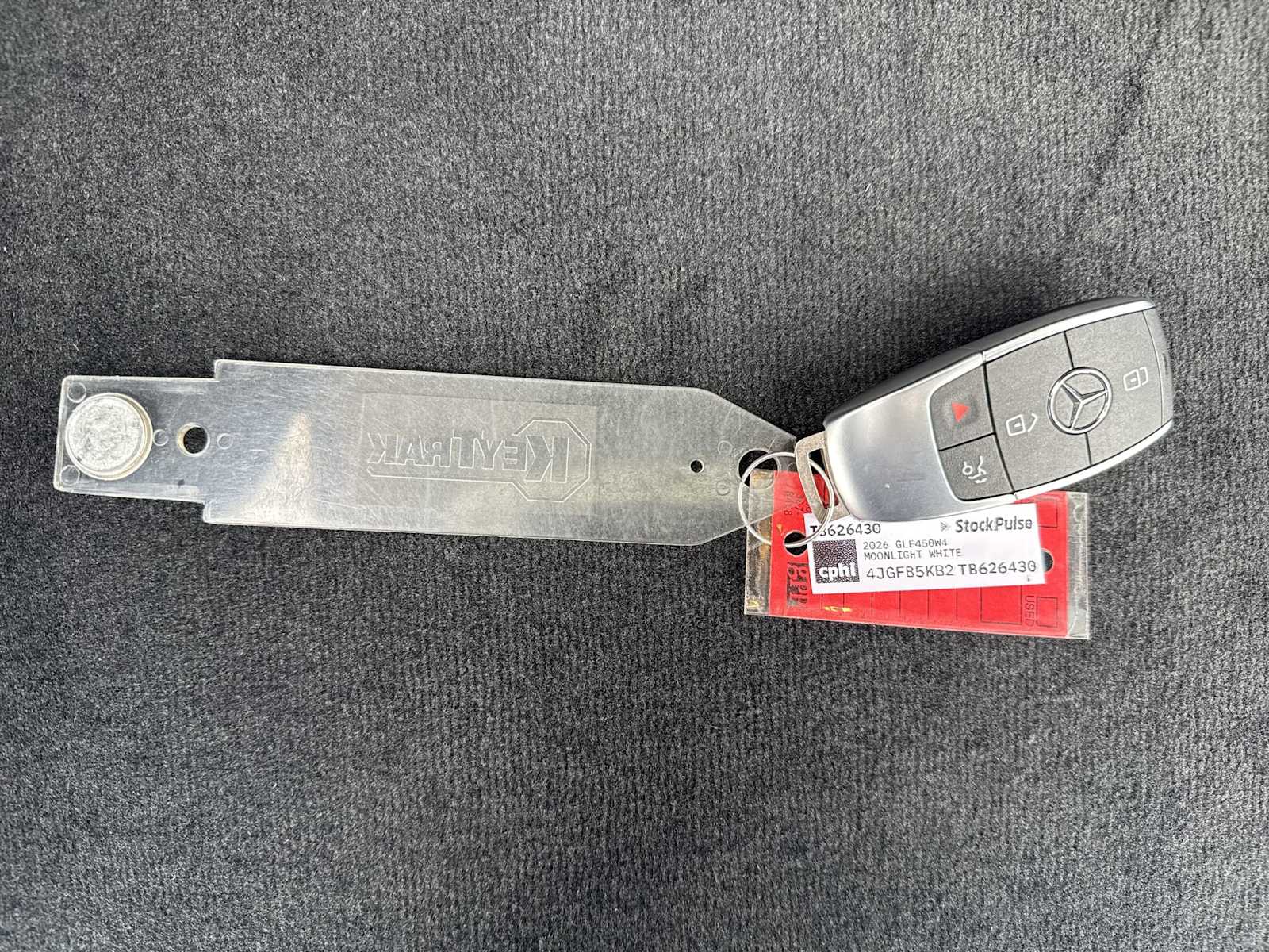 Thumbnail: 2026 Mercedes-Benz GLE - 27