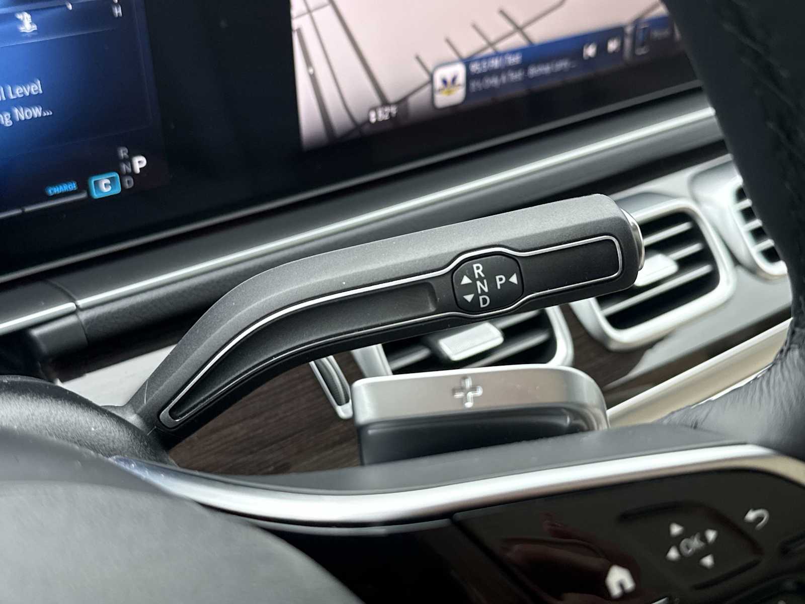 Thumbnail: 2026 Mercedes-Benz GLE - 24