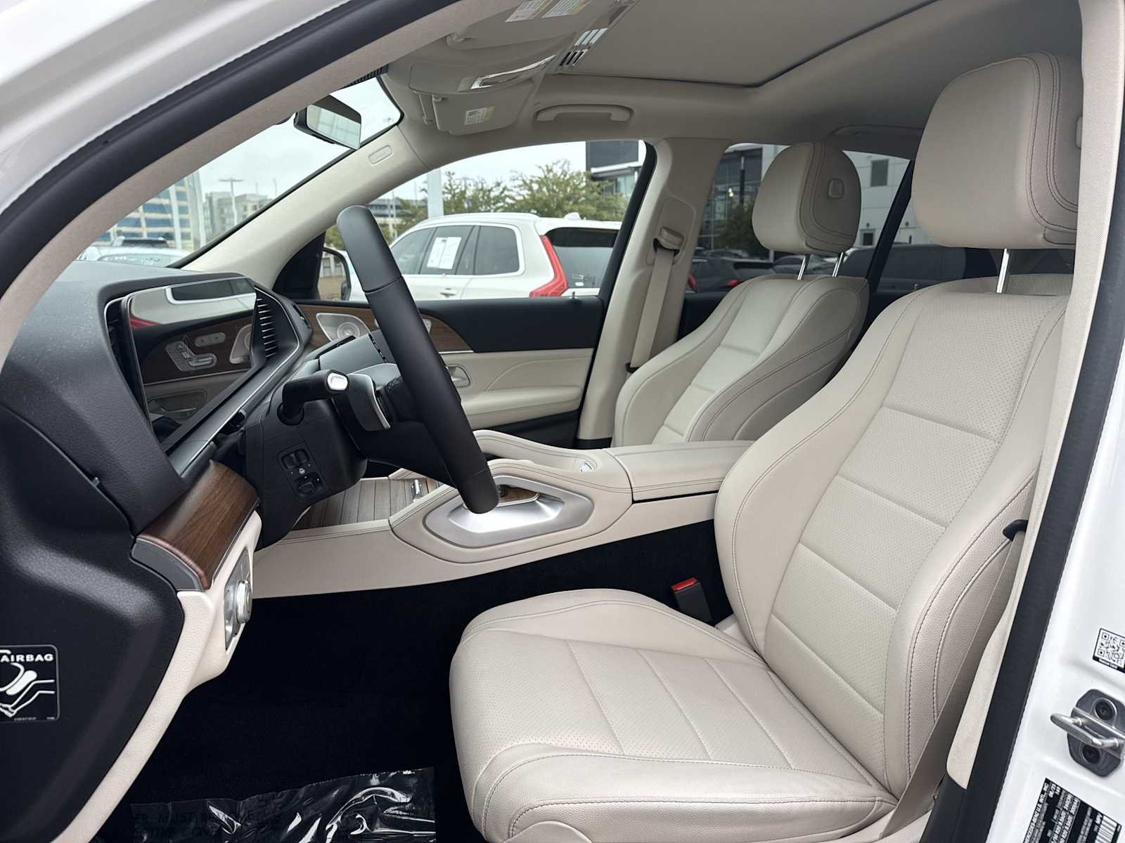 Thumbnail: 2026 Mercedes-Benz GLE - 15