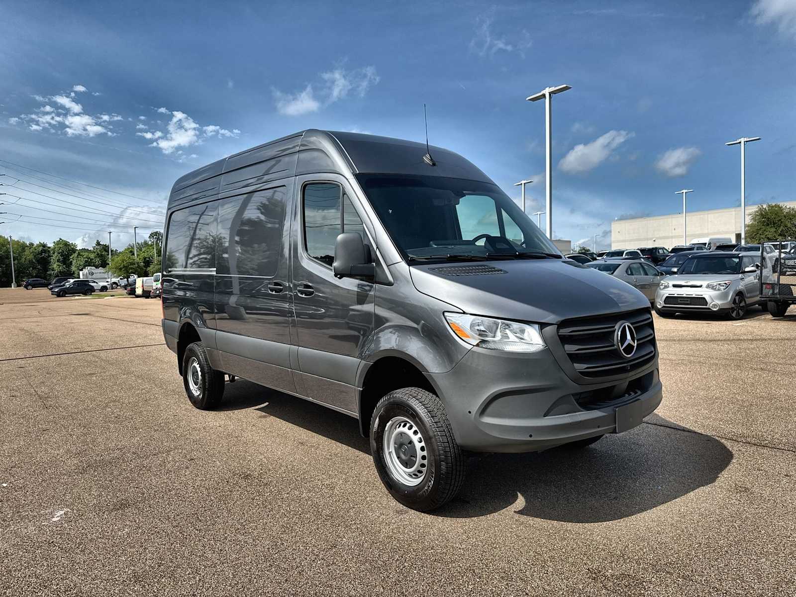 Thumbnail: 2026 Mercedes-Benz Sprinter - 10