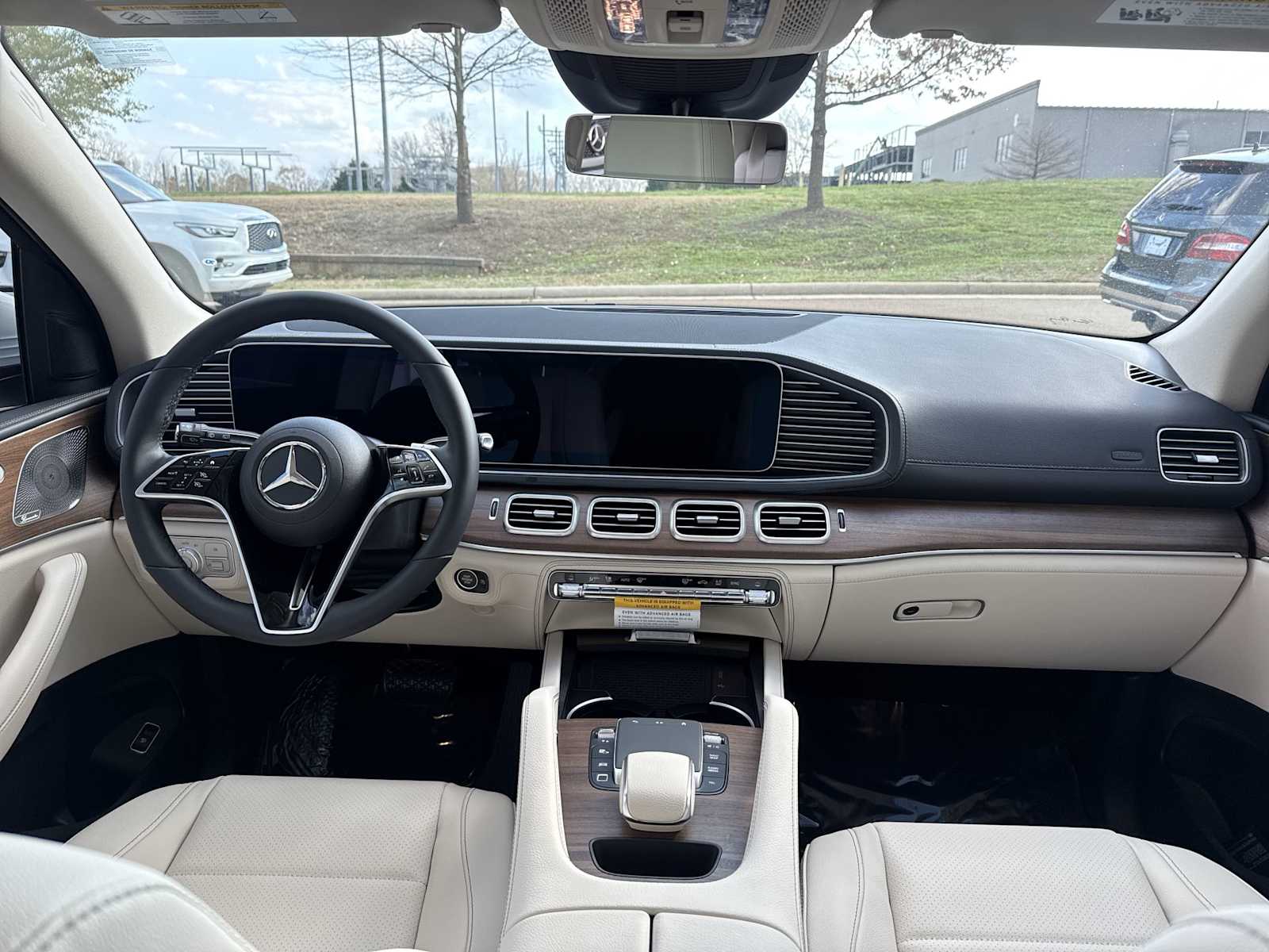 Thumbnail: 2026 Mercedes-Benz GLE - 14