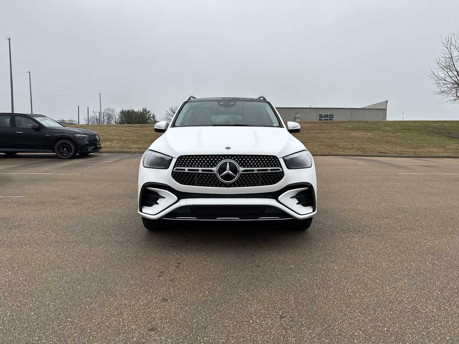 Thumbnail: 2026 Mercedes-Benz GLE - 9