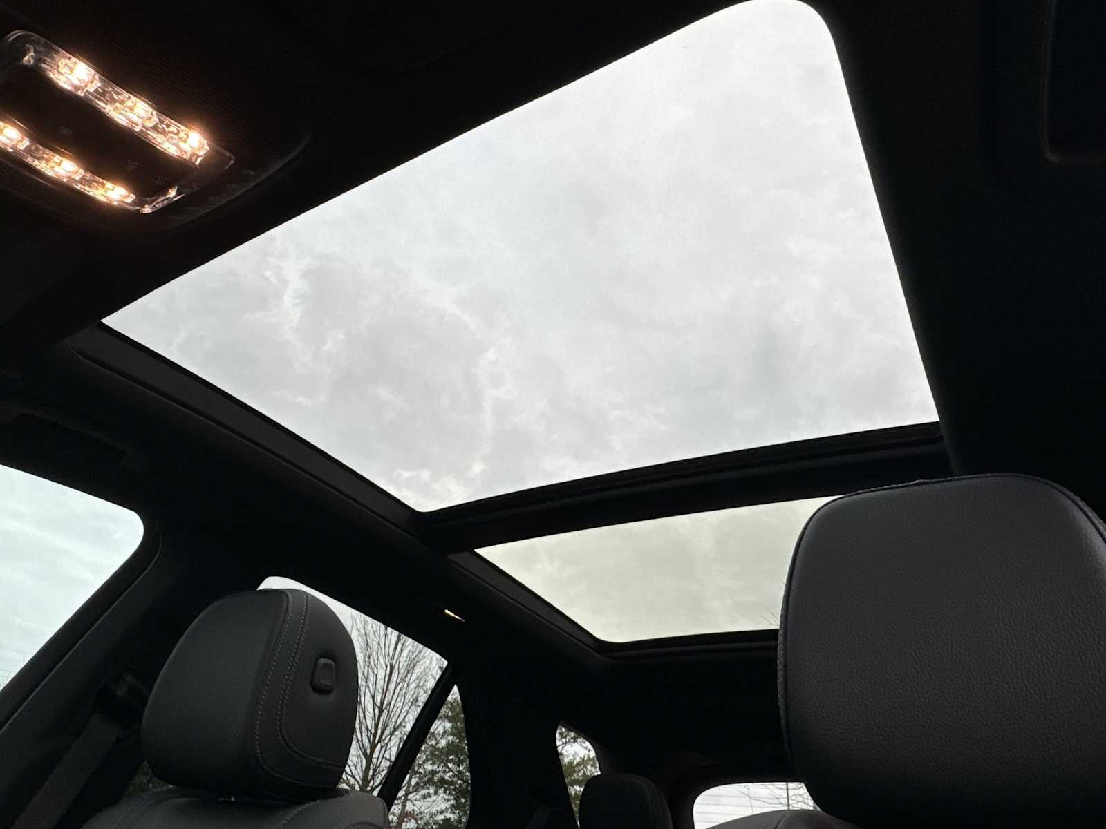 Thumbnail: 2026 Mercedes-Benz GLE - 17