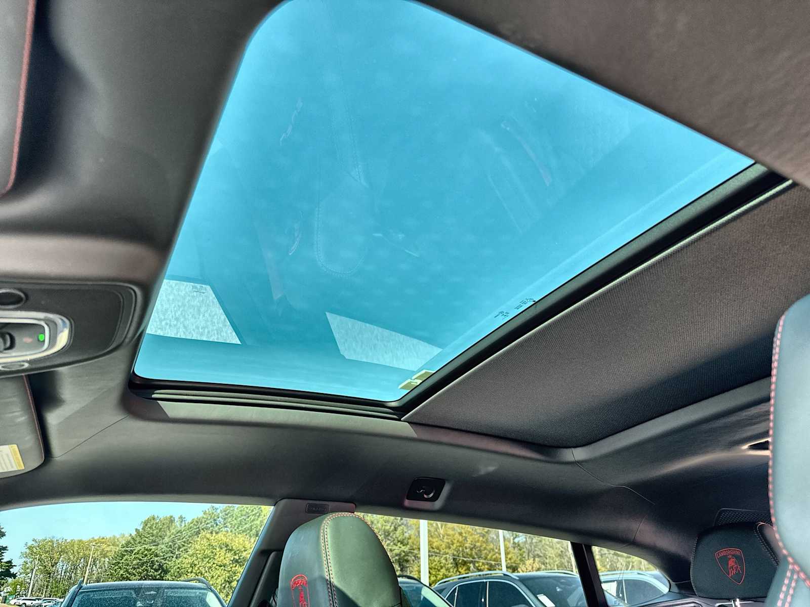 Thumbnail: 2024 Lamborghini Urus - 24