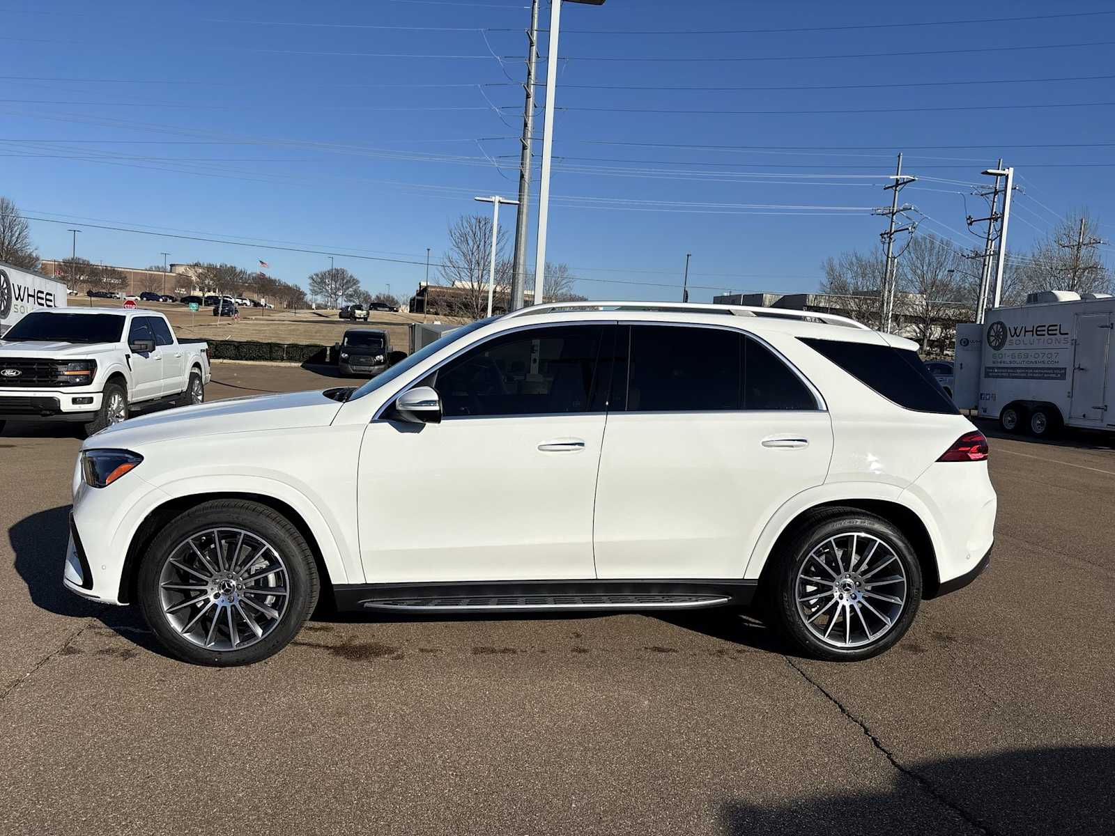 Thumbnail: 2026 Mercedes-Benz GLE - 3