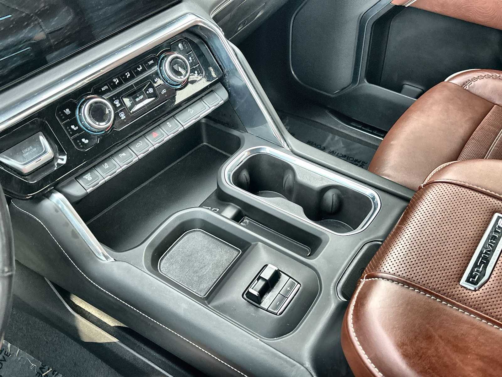 Thumbnail: 2024 GMC Sierra 3500 - 22