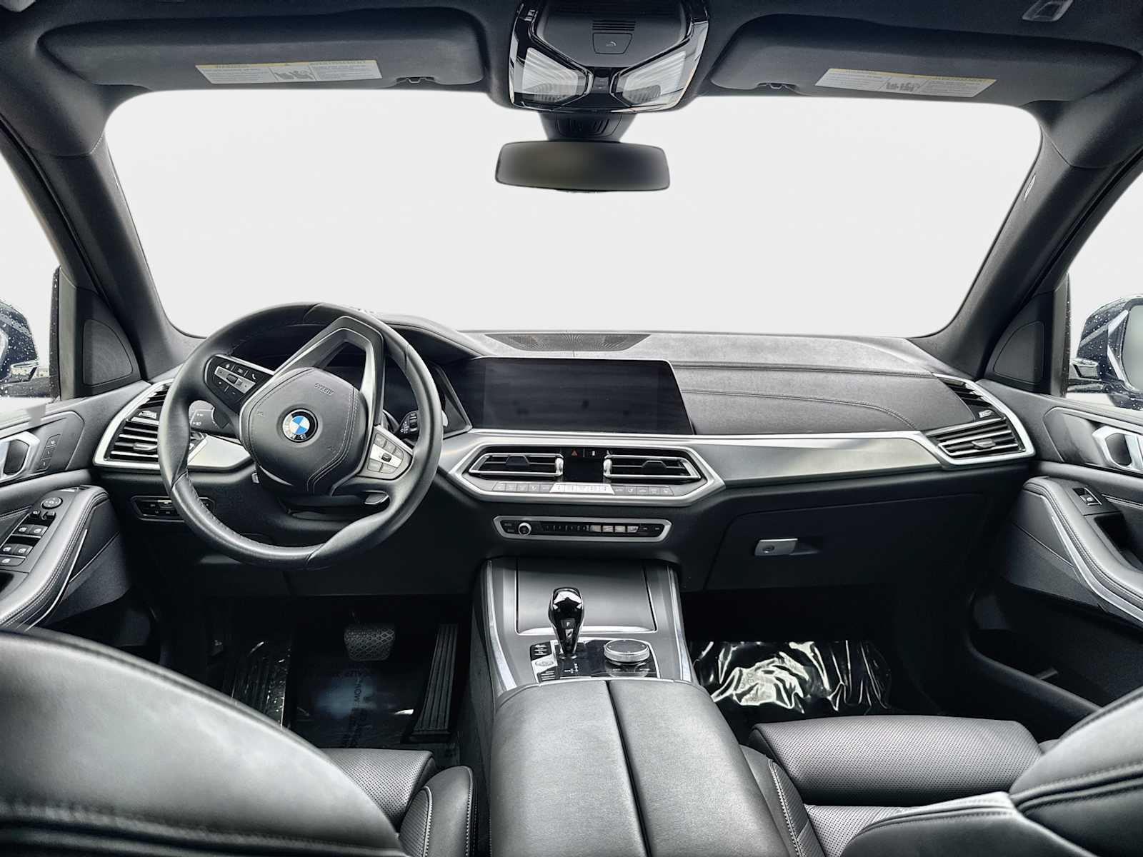 Thumbnail: 2023 BMW X5 - 21