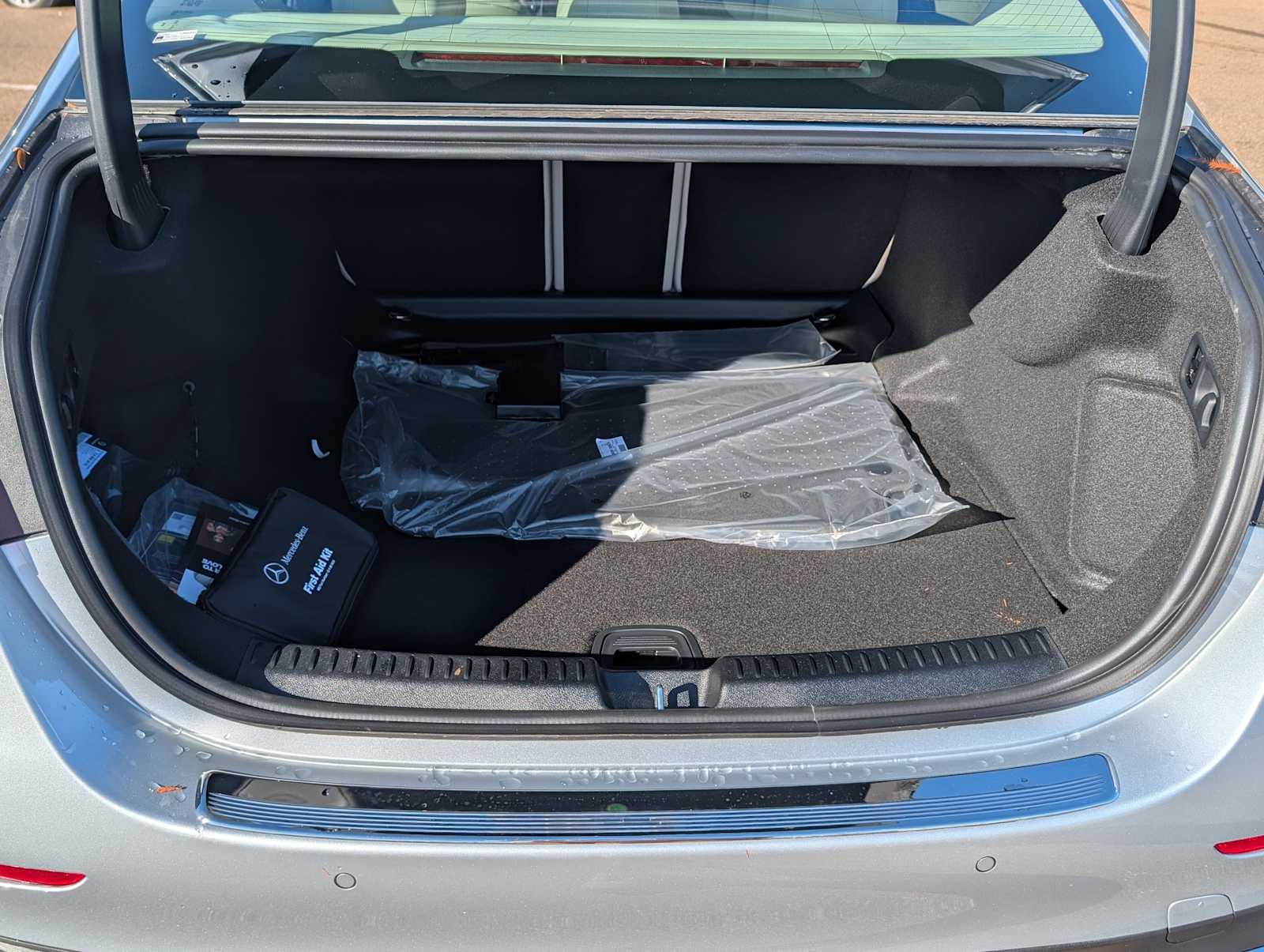 Thumbnail: 2026 Mercedes-Benz E-Class - 20