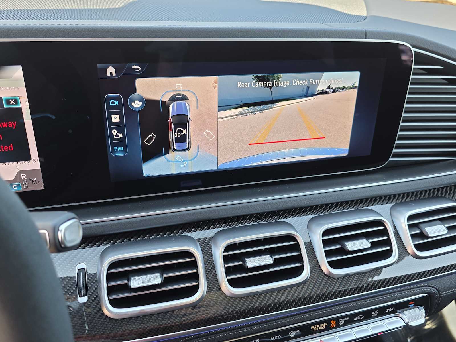 Thumbnail: 2026 Mercedes-Benz GLE - 19