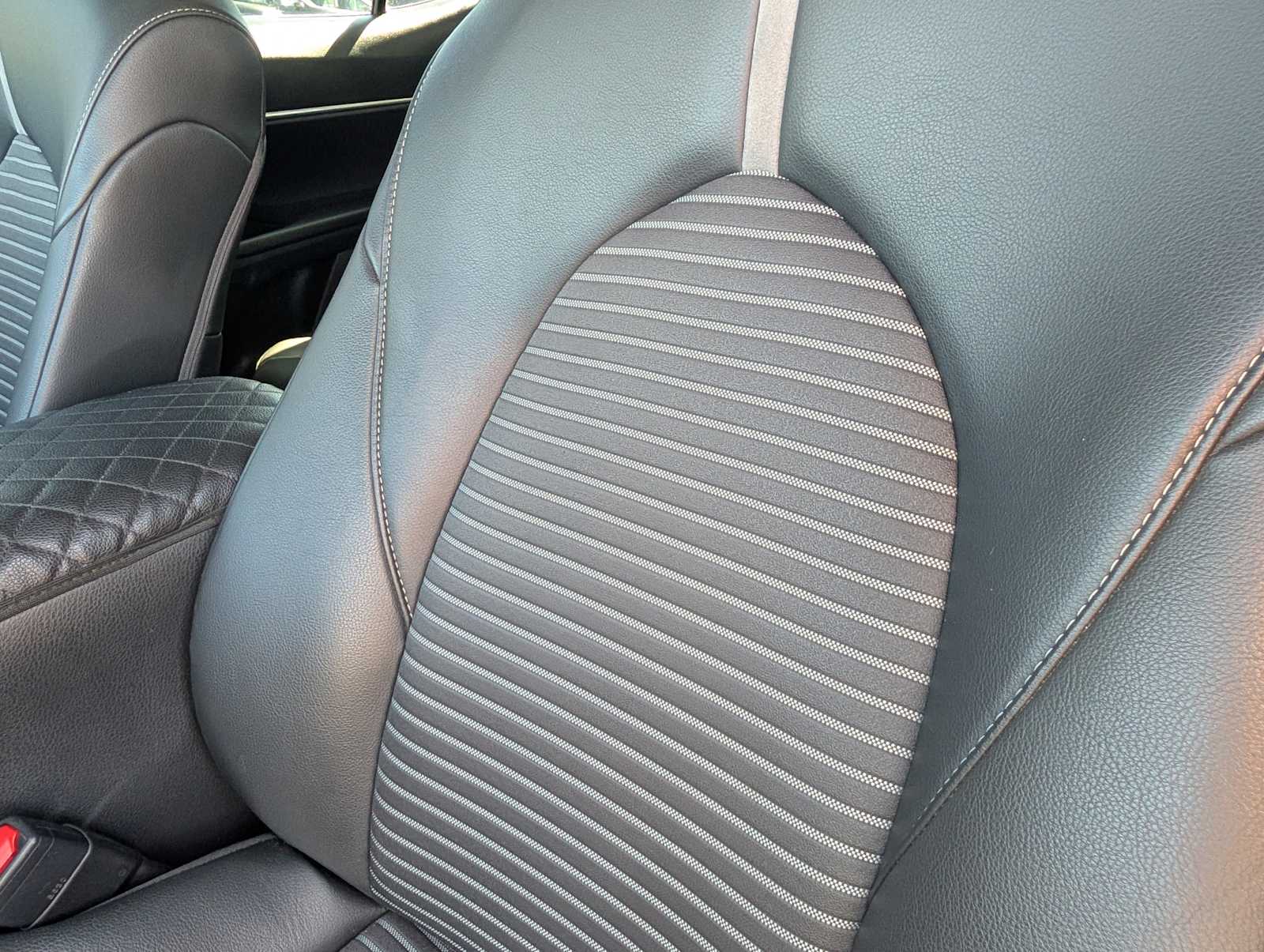 Thumbnail: 2023 Toyota Camry - 19