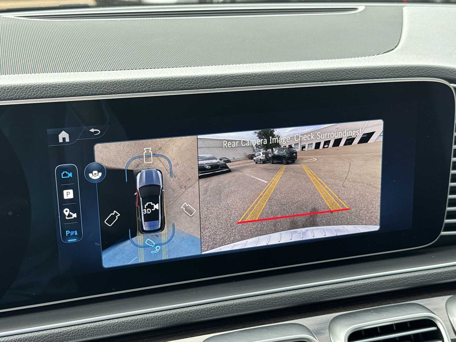 Thumbnail: 2026 Mercedes-Benz GLE - 21