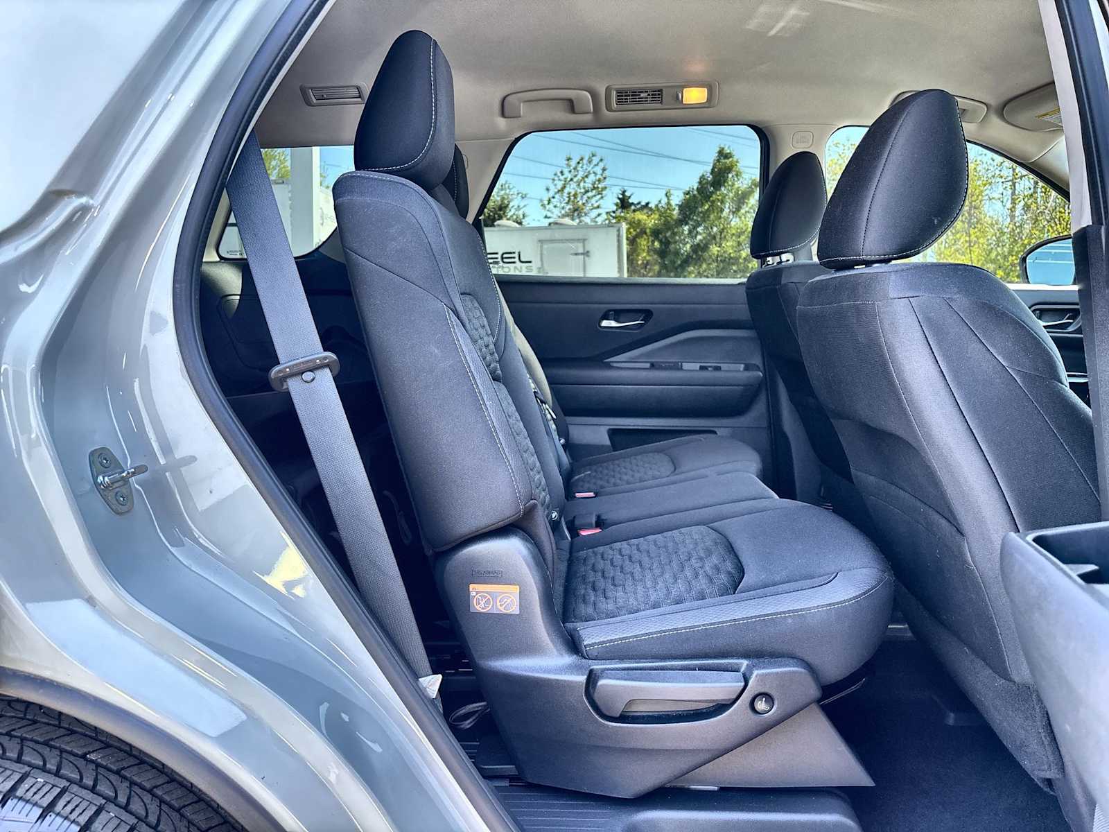 Thumbnail: 2022 Nissan Pathfinder - 19