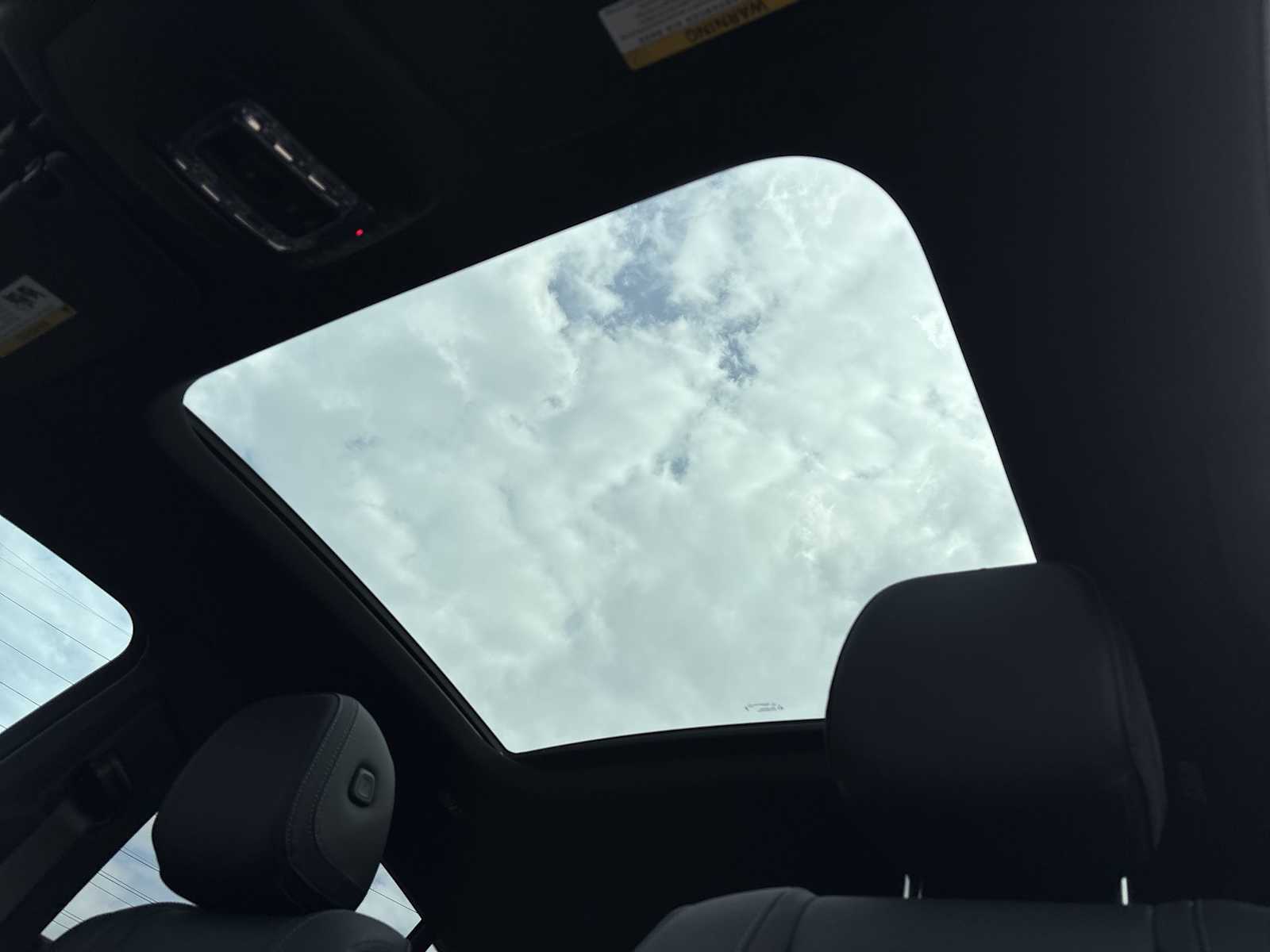 Thumbnail: 2026 Mercedes-Benz GLE - 17