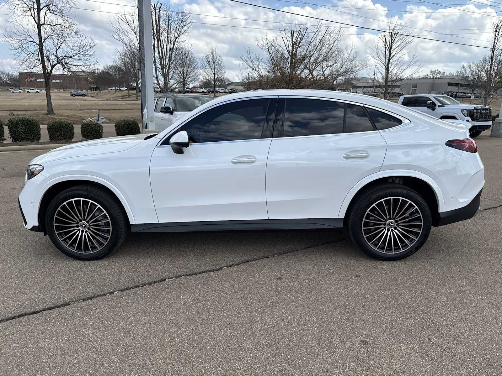 Thumbnail: 2026 Mercedes-Benz GLC - 3